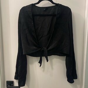 Tie top
